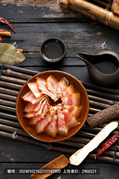 擺盤好的臘肉