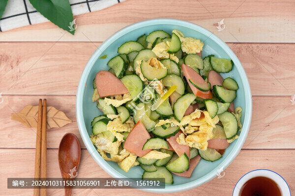 黃瓜蛋炒香腸