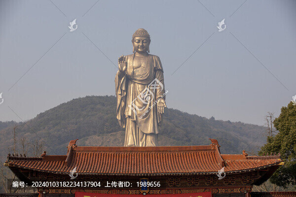 靈山大佛