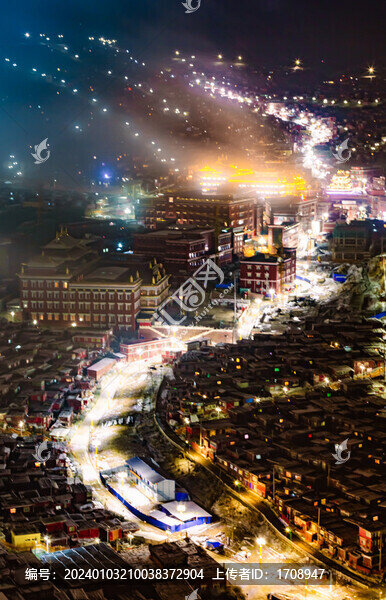 佛學(xué)院夜景