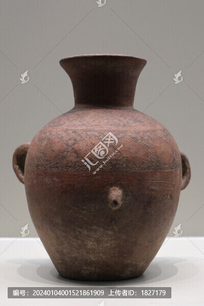 網(wǎng)紋彩陶背壺