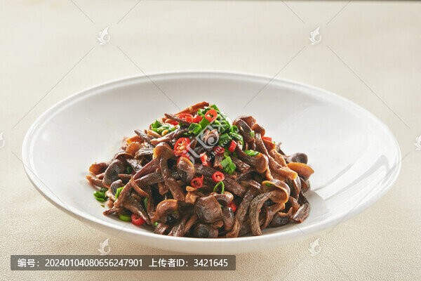 干鍋松茸菌