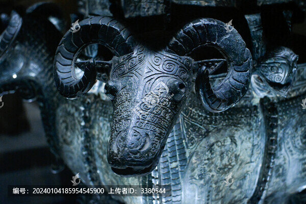國(guó)家博物館四羊青銅方尊四羊方尊