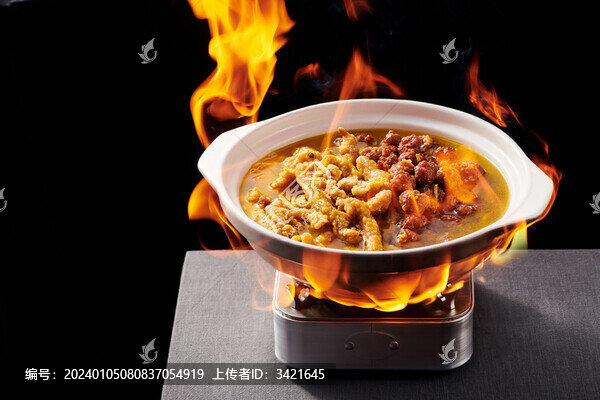 小酥肉燴牛肉丸