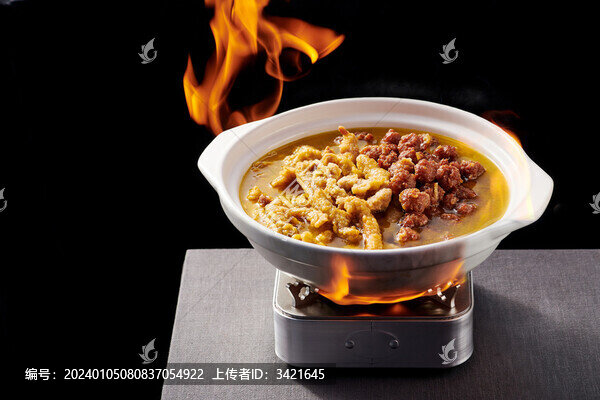 小酥肉燴牛肉丸