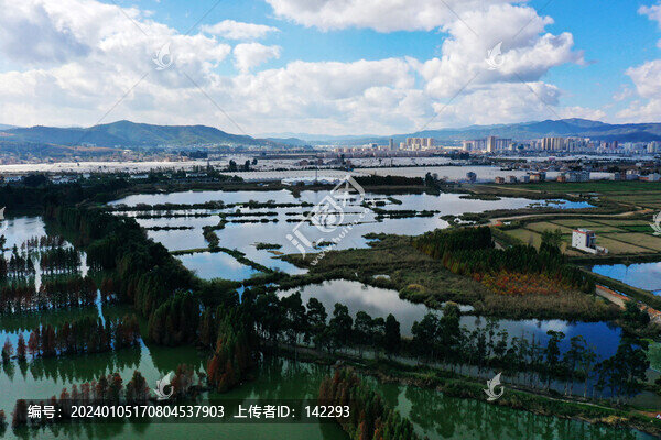 滇池風光