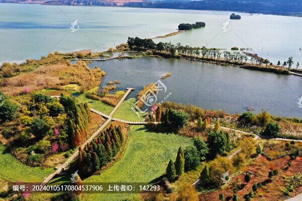 滇池風(fēng)光