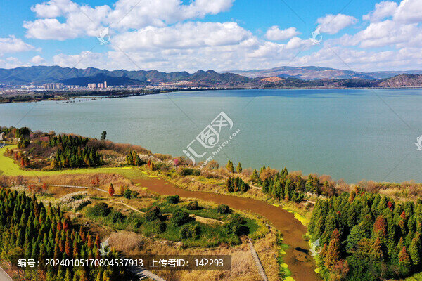 滇池風(fēng)光