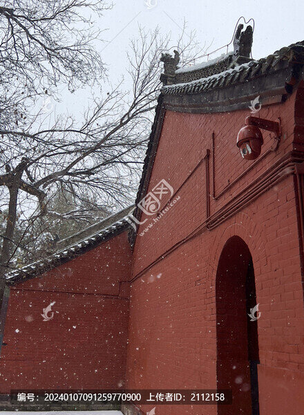白馬寺下雪景