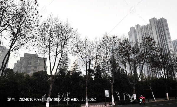 霧霾下的北方小鎮(zhèn)