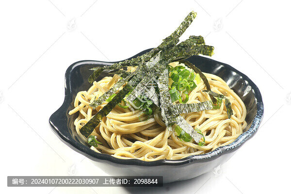 綠茶冷面
