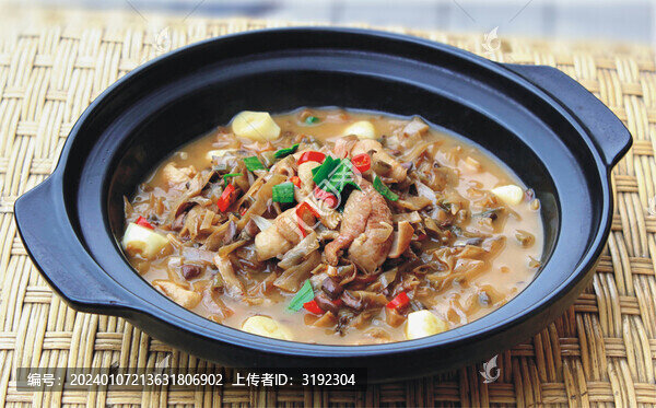 干菜肥腸煲