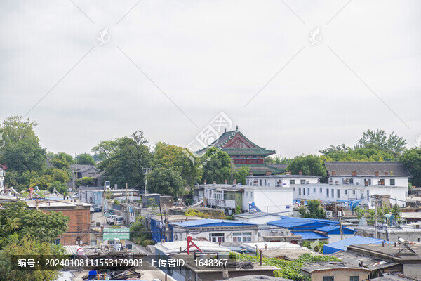 俯視山海關(guān)古城古建筑與平房