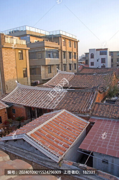 古厝屋頂俯瞰