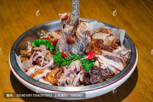 手撕鋼管雞