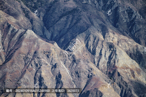云南214國(guó)道風(fēng)景山體巖層