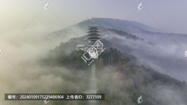 杭州臨平東來(lái)閣晨霧風(fēng)光