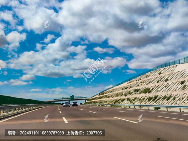 藍(lán)天白云公路