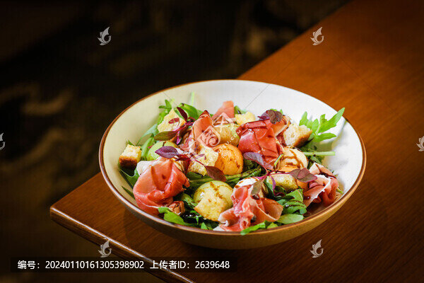 蜜瓜帕爾馬火腿色拉