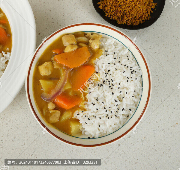 日式土豆咖喱雞飯