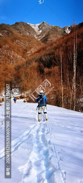 踏雪尋山