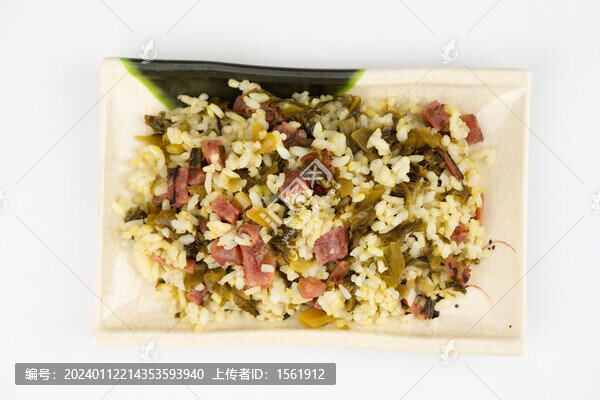 臘肉酸菜炒飯