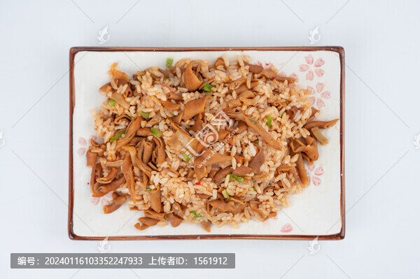 鐵板鴨腸炒飯