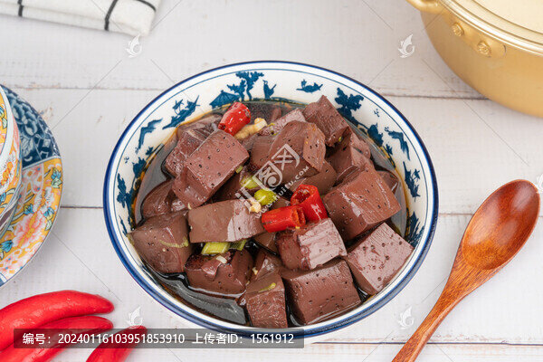 血塊澆頭