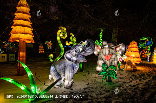 長春動植物園西游記主題樂園夜景