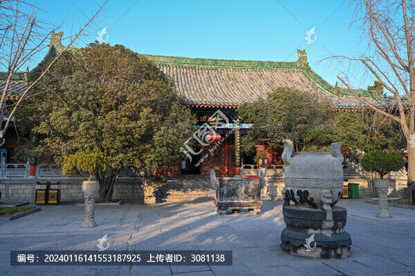 中國開封包公祠包公湖景區(qū)建筑