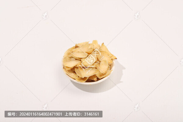 白底上的百合干