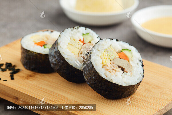 鰻魚紫菜包飯