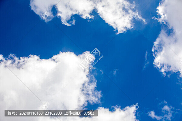 藍(lán)天白云