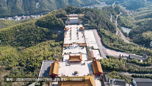 會稽山龍華寺兜率天宮