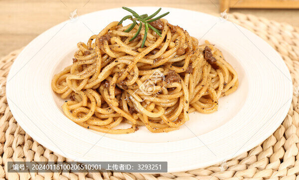 黑椒牛肉意大利面