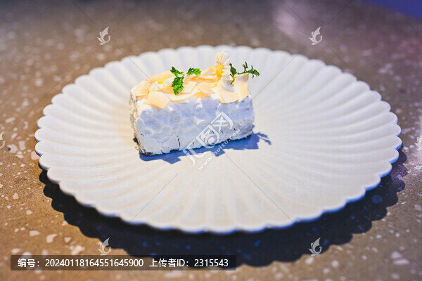 椰香巧克力蛋糕