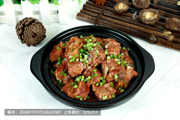 腐乳排骨腐乳汁排骨蔥花