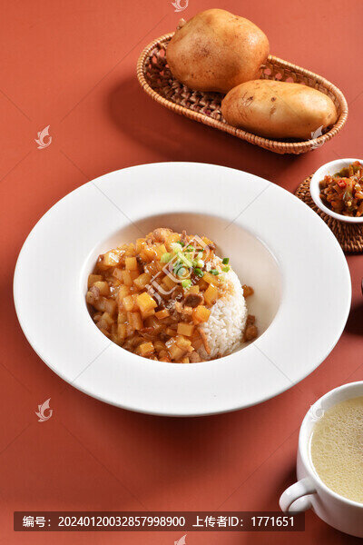 薯仔牛肉飯