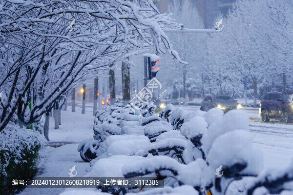 長(zhǎng)沙北辰三角洲的雪景