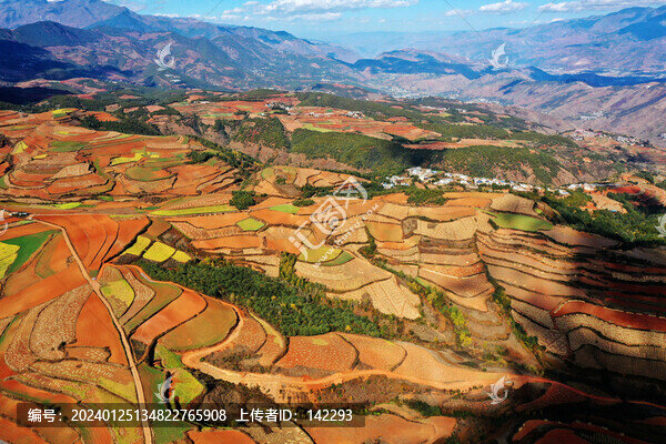 東川紅土地風(fēng)光