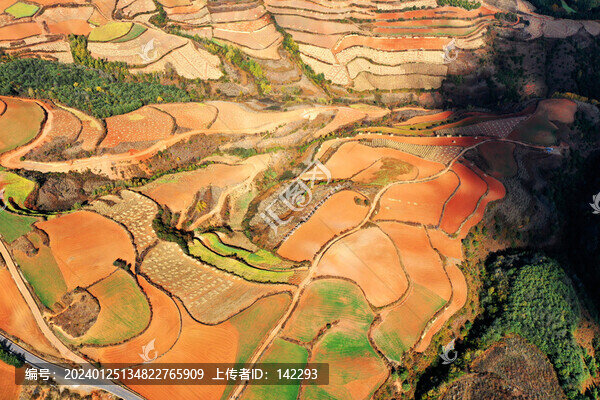 東川紅土地風(fēng)光