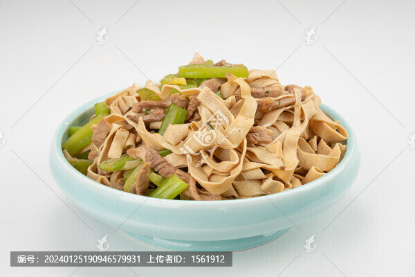 芹菜干絲炒肉絲