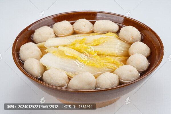 娃娃菜燉墨魚丸