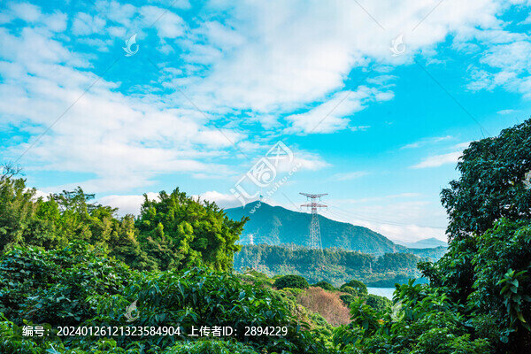 青山綠水藍天白云