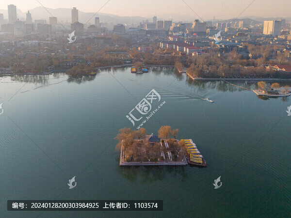 濟(jì)南大明湖