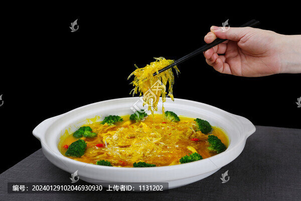 濃湯雞煲翅