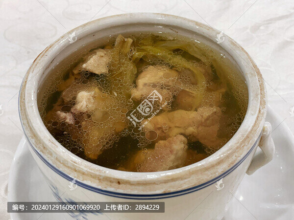 霸王花龍骨湯