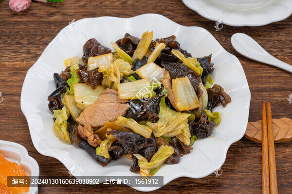 木耳大白菜炒肉片