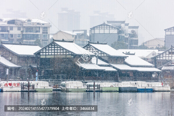 2024年2月冰雪中的常德河街