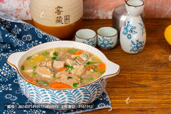 冬季養(yǎng)生湯蘿卜羊肉湯